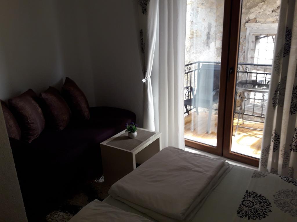 Apartments Debora Ulcinj Exterior photo